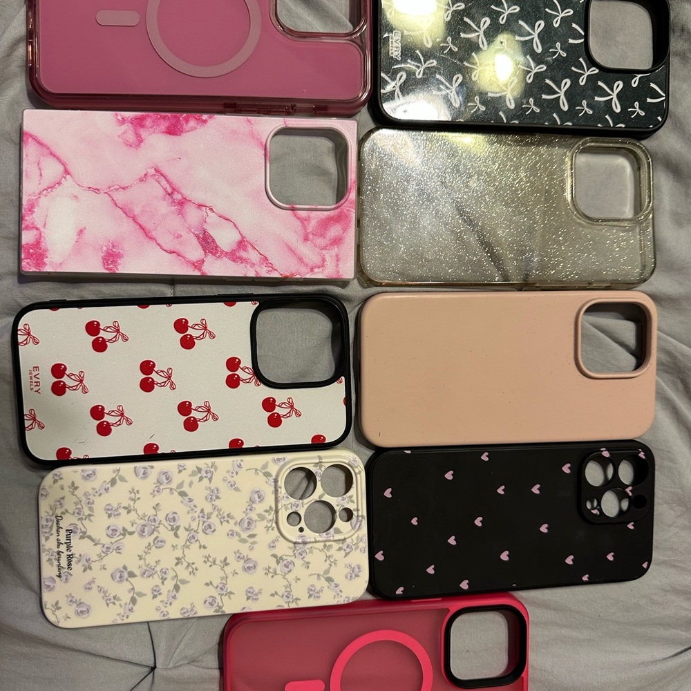 9 iPhone 14 Pro Max cases